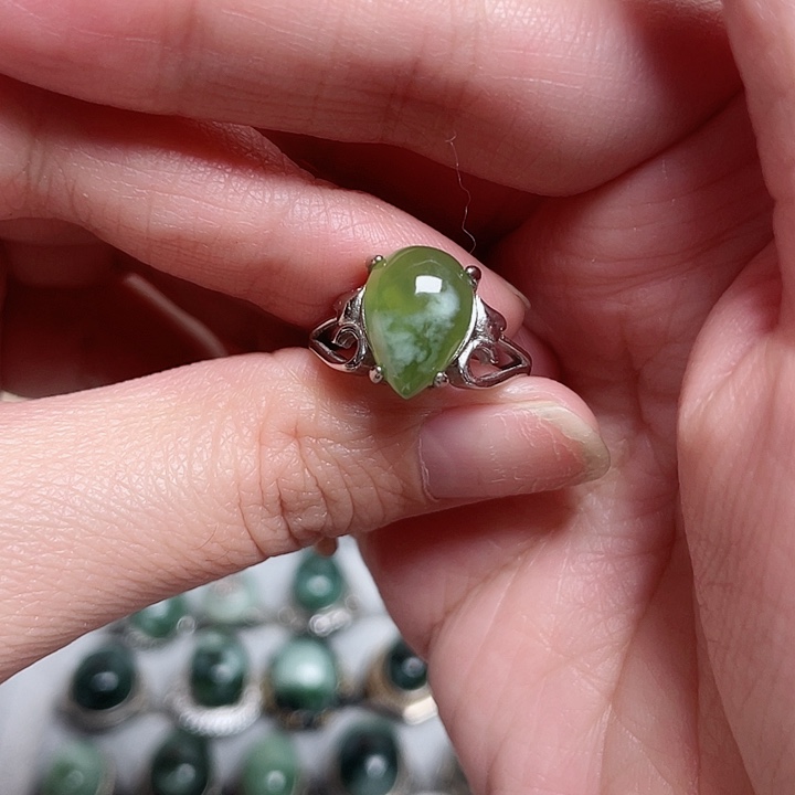 透闪石-蛇纹石玉戒指银S925镶嵌