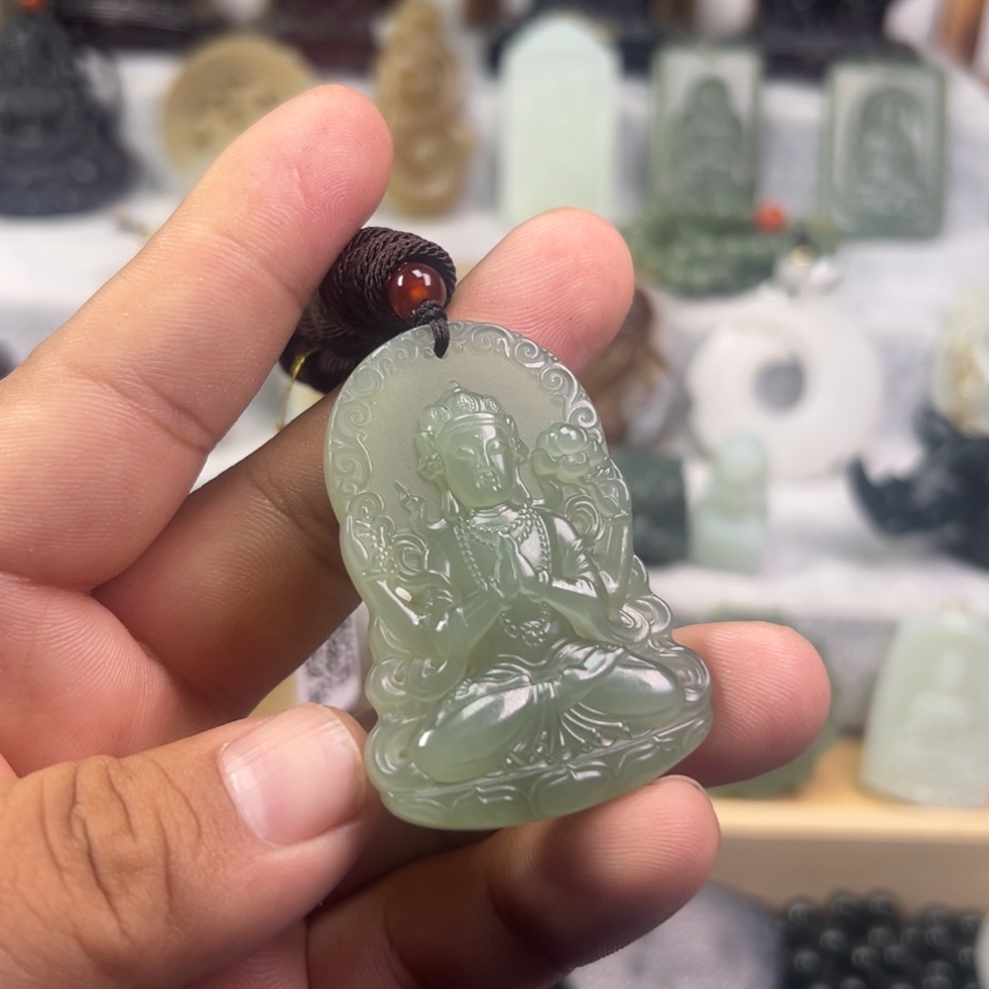 和田玉颈饰未镶嵌