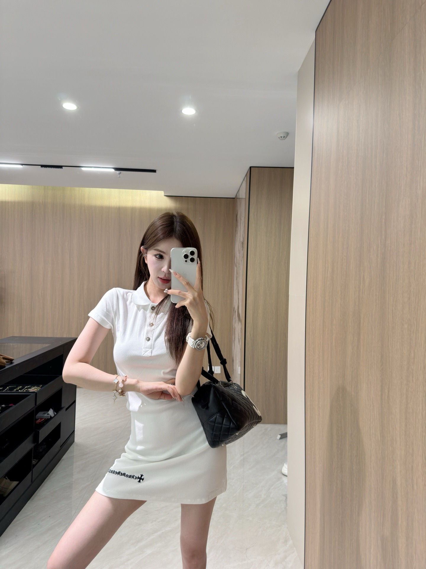 [lightrain定制]克罗减龄白色刺绣修身显瘦polo领连衣裙