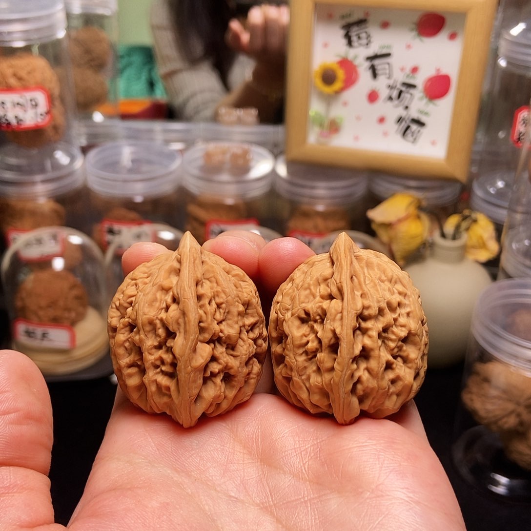 文玩核桃吊坠(****)凤凰台38