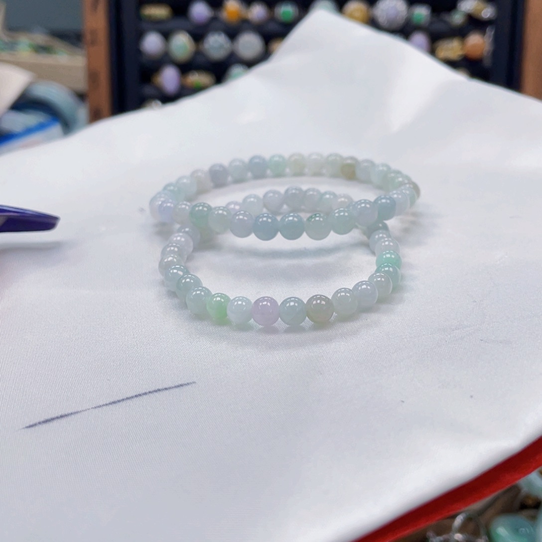 翡翠颈饰未镶嵌天然翡翠Ａ货