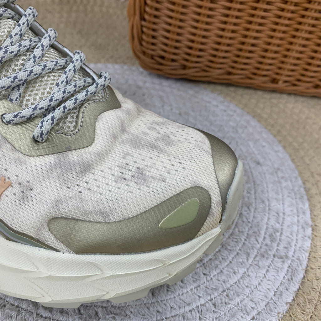 J162（运动码）男女鞋 新款低帮网面系带轻便舒适时尚休闲运动鞋