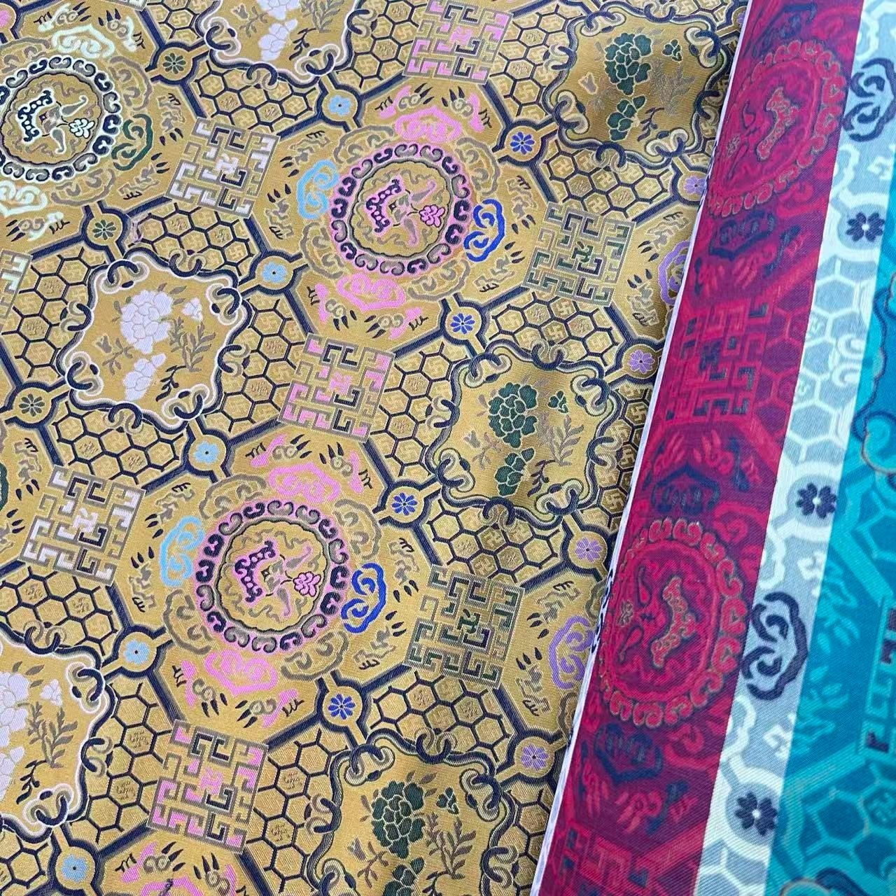 【楚娇】 百分百桑蚕丝  55-金纨团格宋锦   70门幅