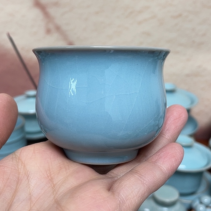 杯子天蓝束腰玉兰赵志强底有瑕