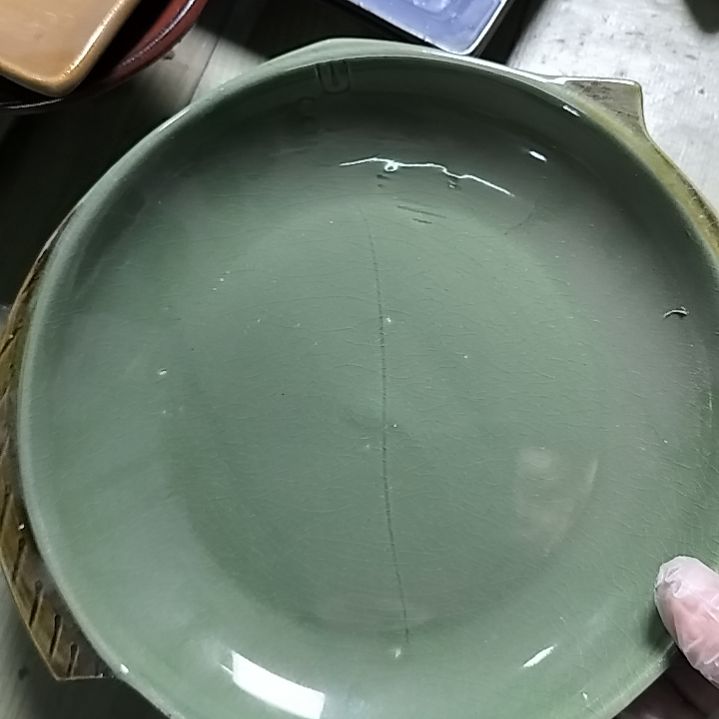 盘瓷片陶瓷杯盘壶碗都有