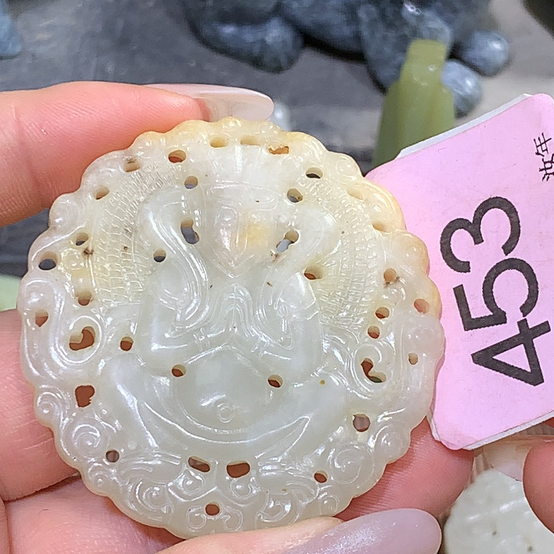 颈饰未镶嵌和田玉