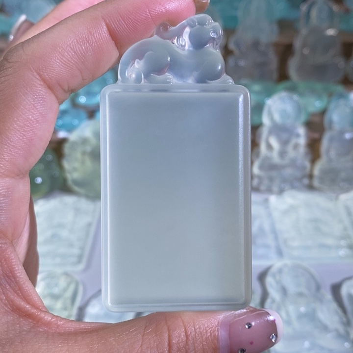 岫玉吊坠未镶嵌阳*?吊坠