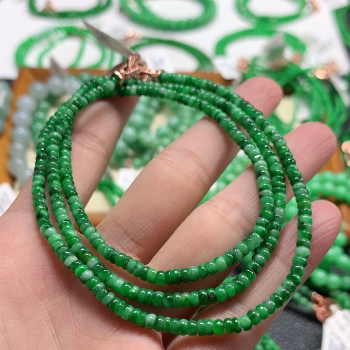 翡翠未镶嵌手链翡翠