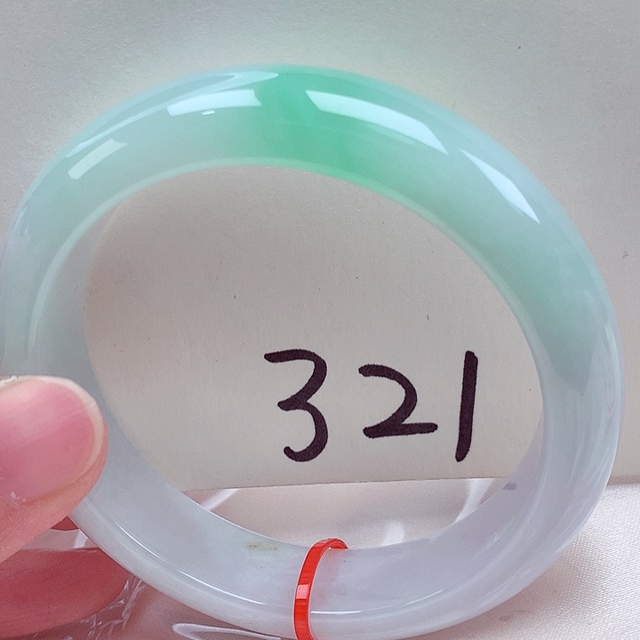 翡翠未镶嵌手镯翡翠