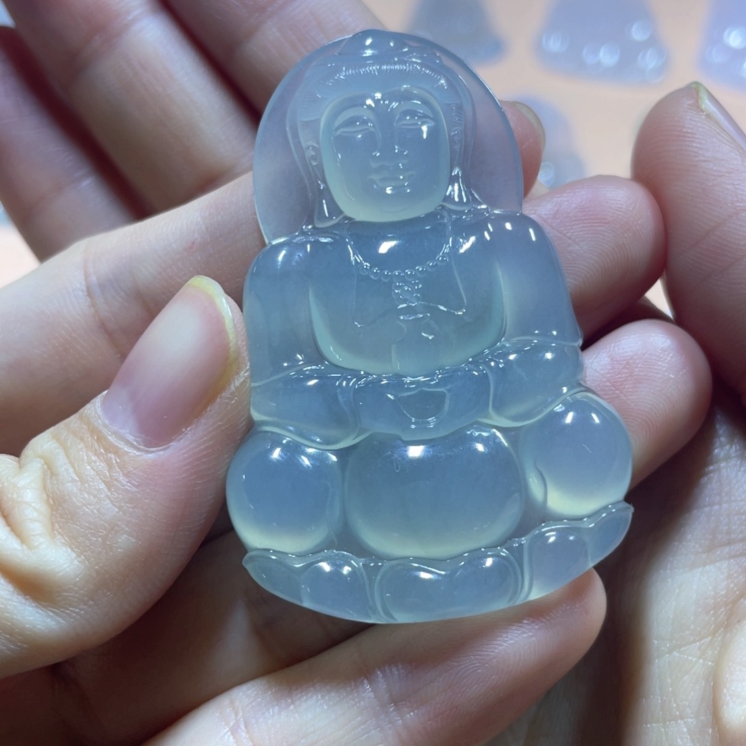 翡翠颈饰未镶嵌缅甸翡翠