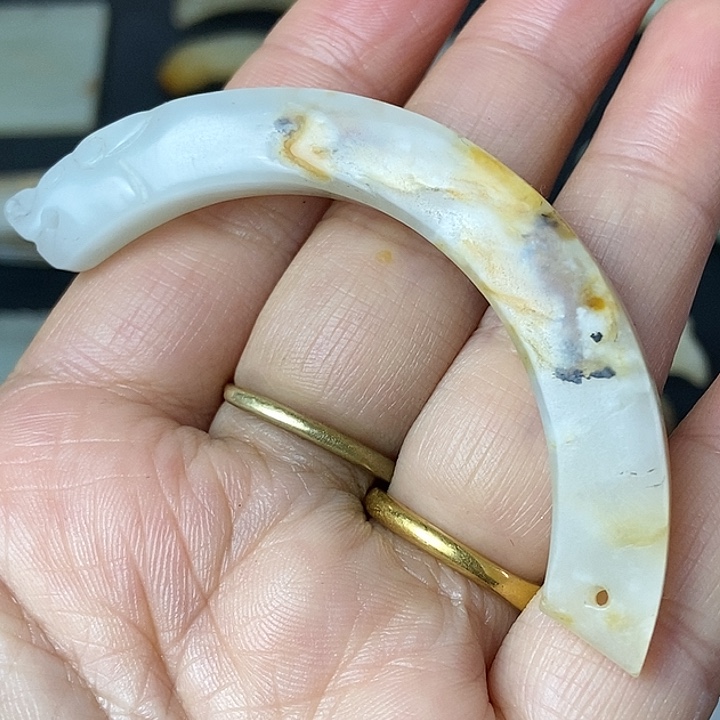 和田玉（糖玉）挂件未镶嵌