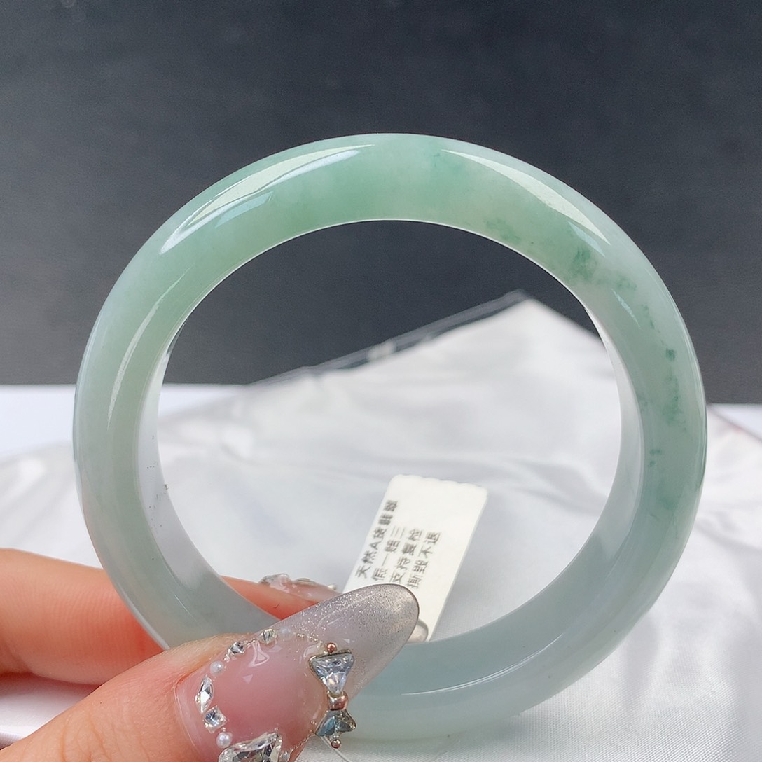 翡翠手镯未镶嵌0021正53