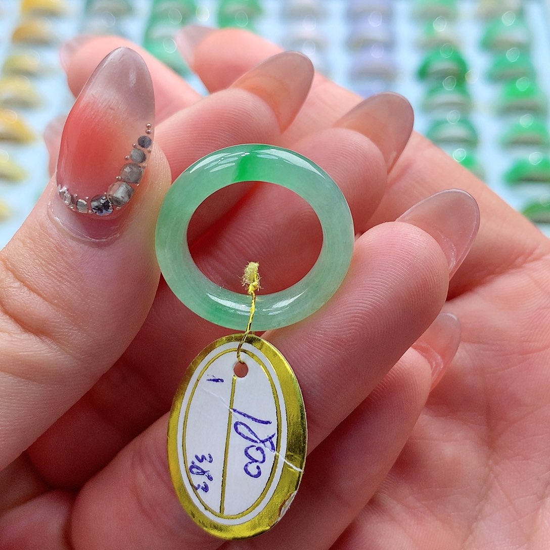 翡翠戒指未镶嵌12号