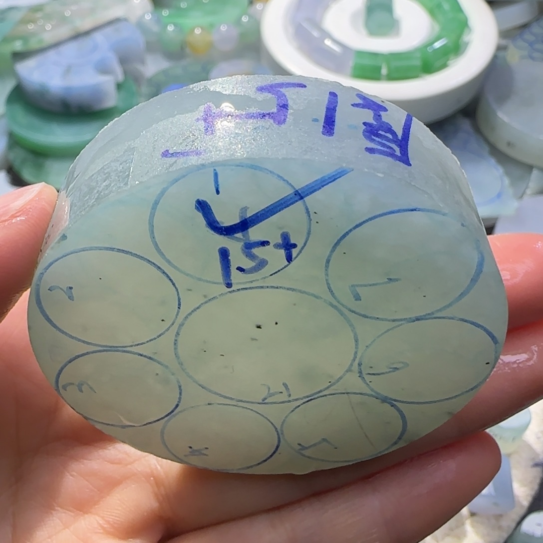 定制翡翠未镶嵌翡翠