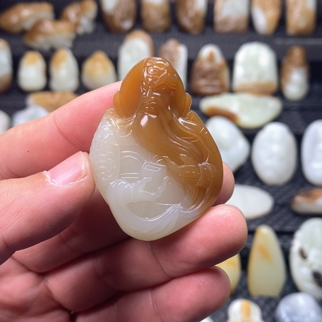 和田玉颈饰未镶嵌勇*