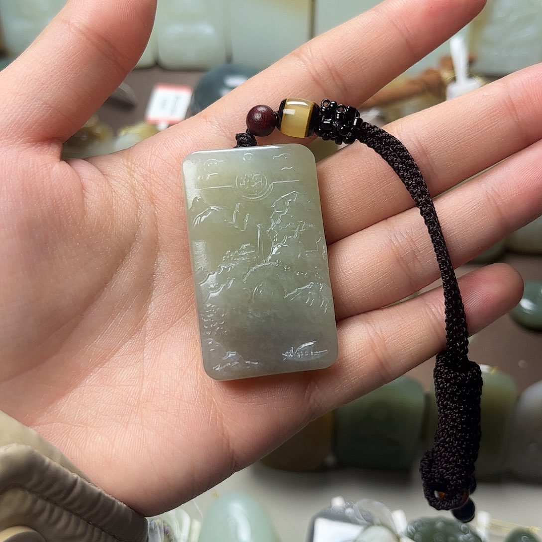 和田玉颈饰未镶嵌一****进