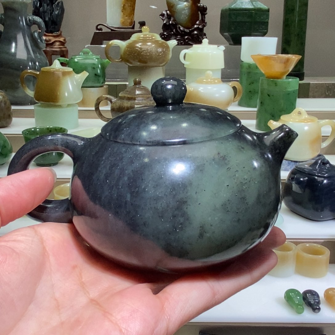 和田玉把件未镶嵌青花西施壶170ML福利款