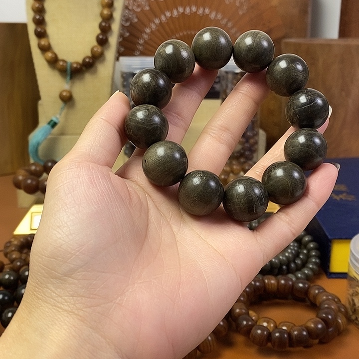 老山檀香微瑕疵阴沉2.0手串