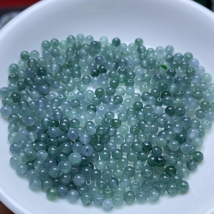 翡翠未镶嵌手链卡4冰透蓝水50个