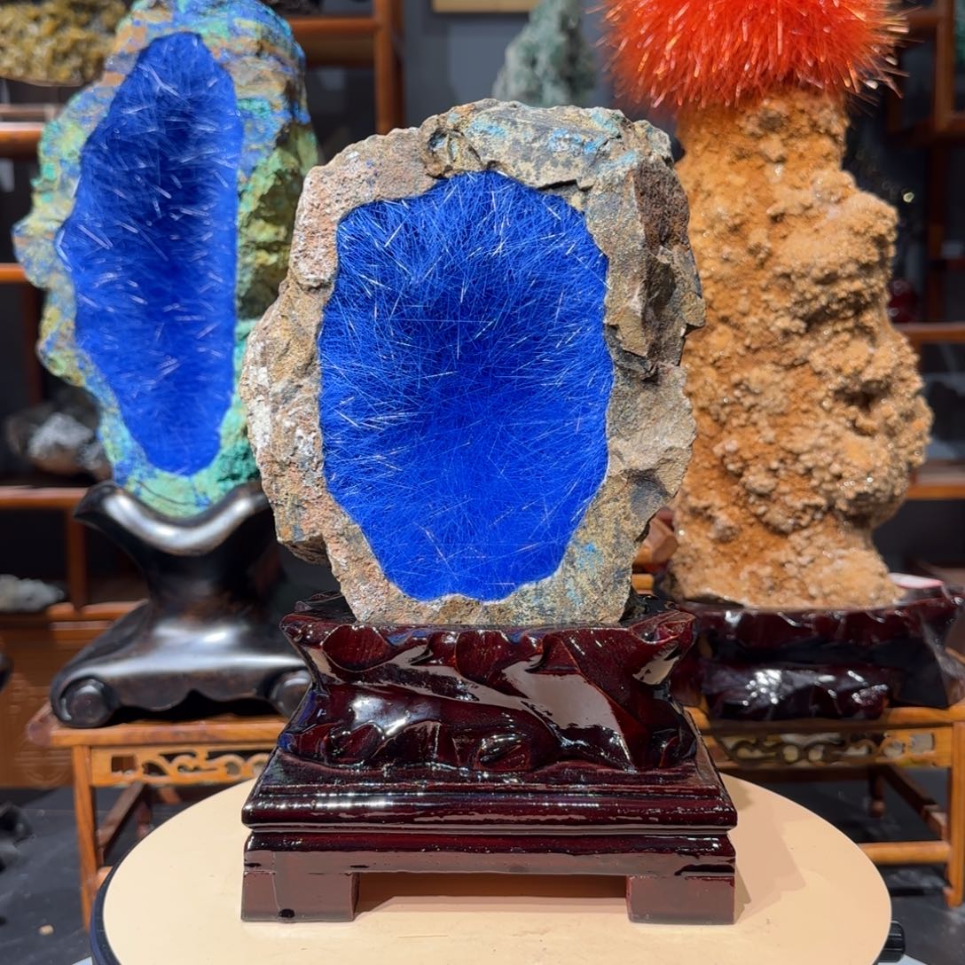 石材巴西蓝铜矿发晶共生矿