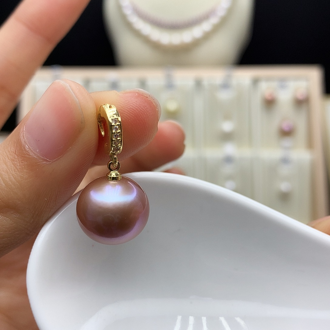 淡水珍珠颈饰合金