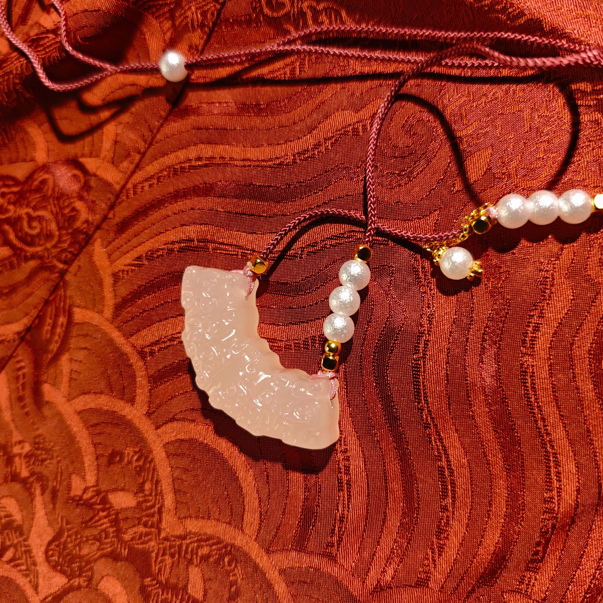 铜合金吊坠 冰藕粉玉衡温柔显贵气中式毛衣链文创创意原创设计