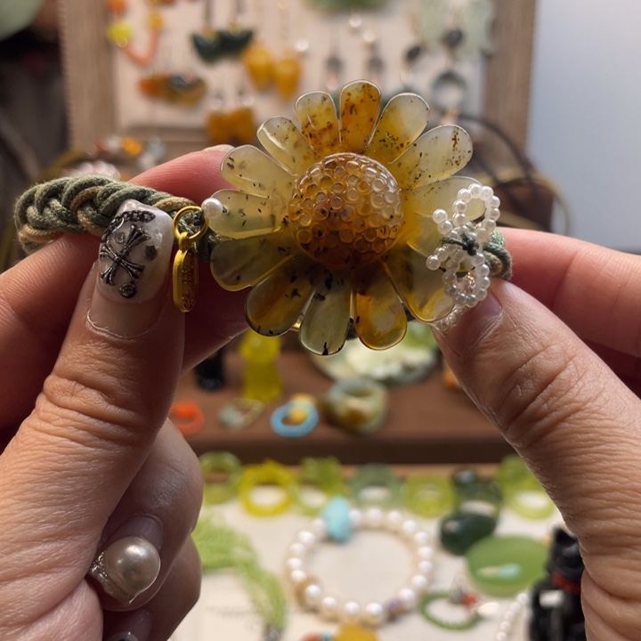 蛇纹石玉手链未镶嵌