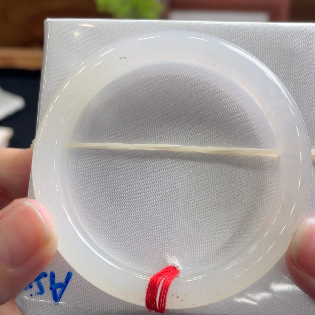 翡翠手镯未镶嵌52 正圈 