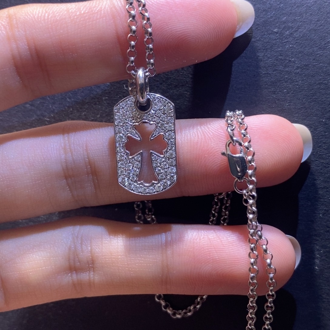 18K金镶嵌颈饰钻石十字架项链k白