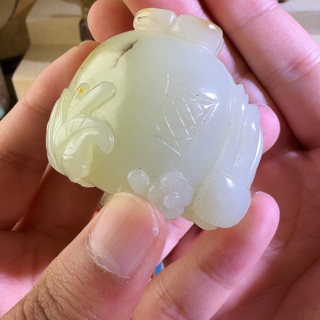 悟***#和田玉未镶嵌颈饰