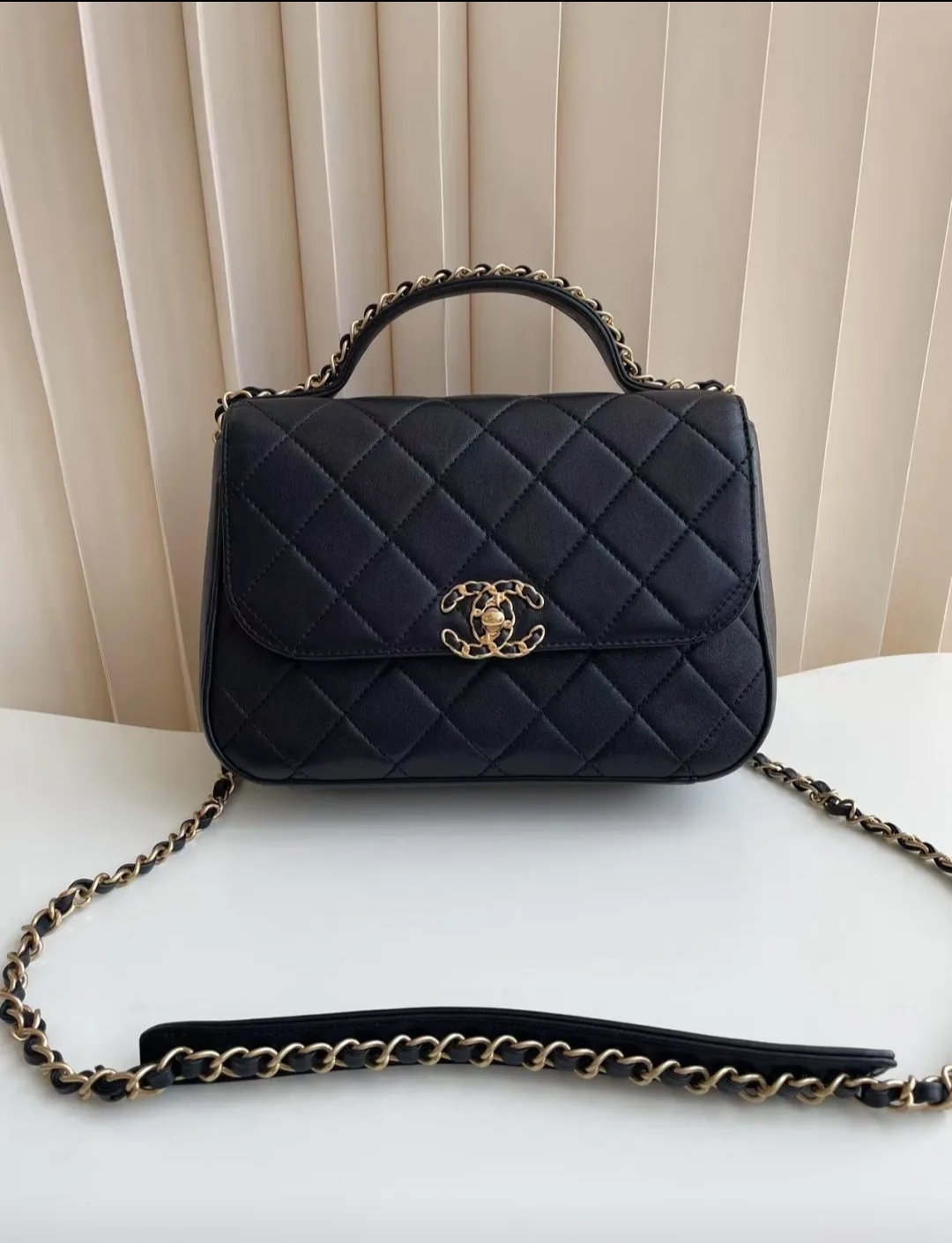 95新 Chanel/香奈儿 Chanel黑金19bag菱格单肩包28开链条包黑色