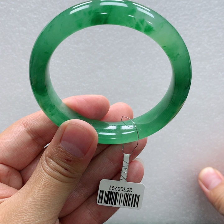 石英质玉未镶嵌手镯青青58-果