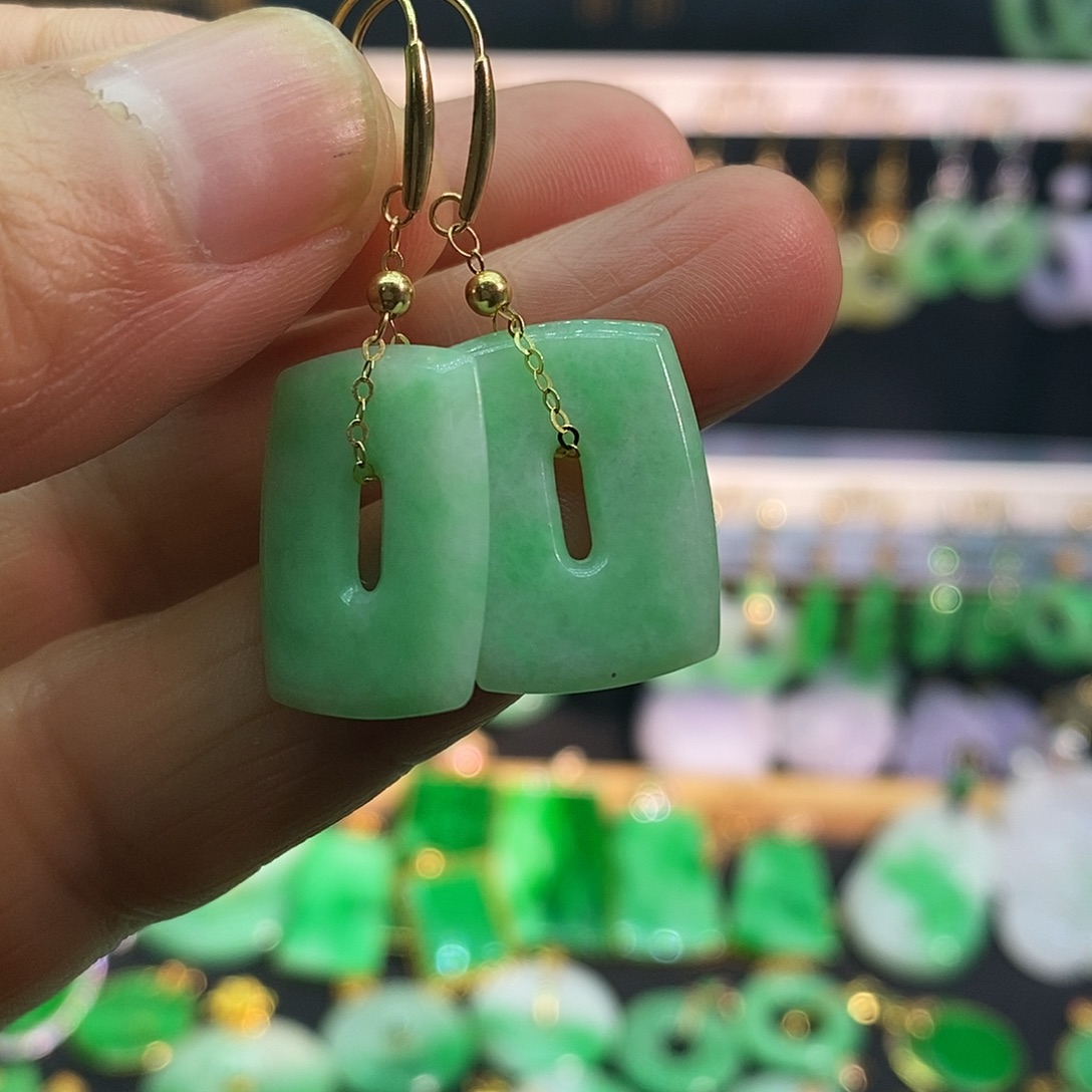 翡翠18K金镶嵌耳饰耳饰