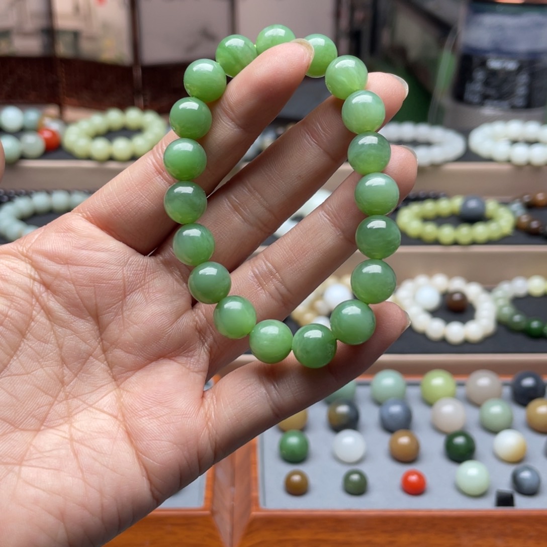 和田玉（碧玉）手链未镶嵌卡10