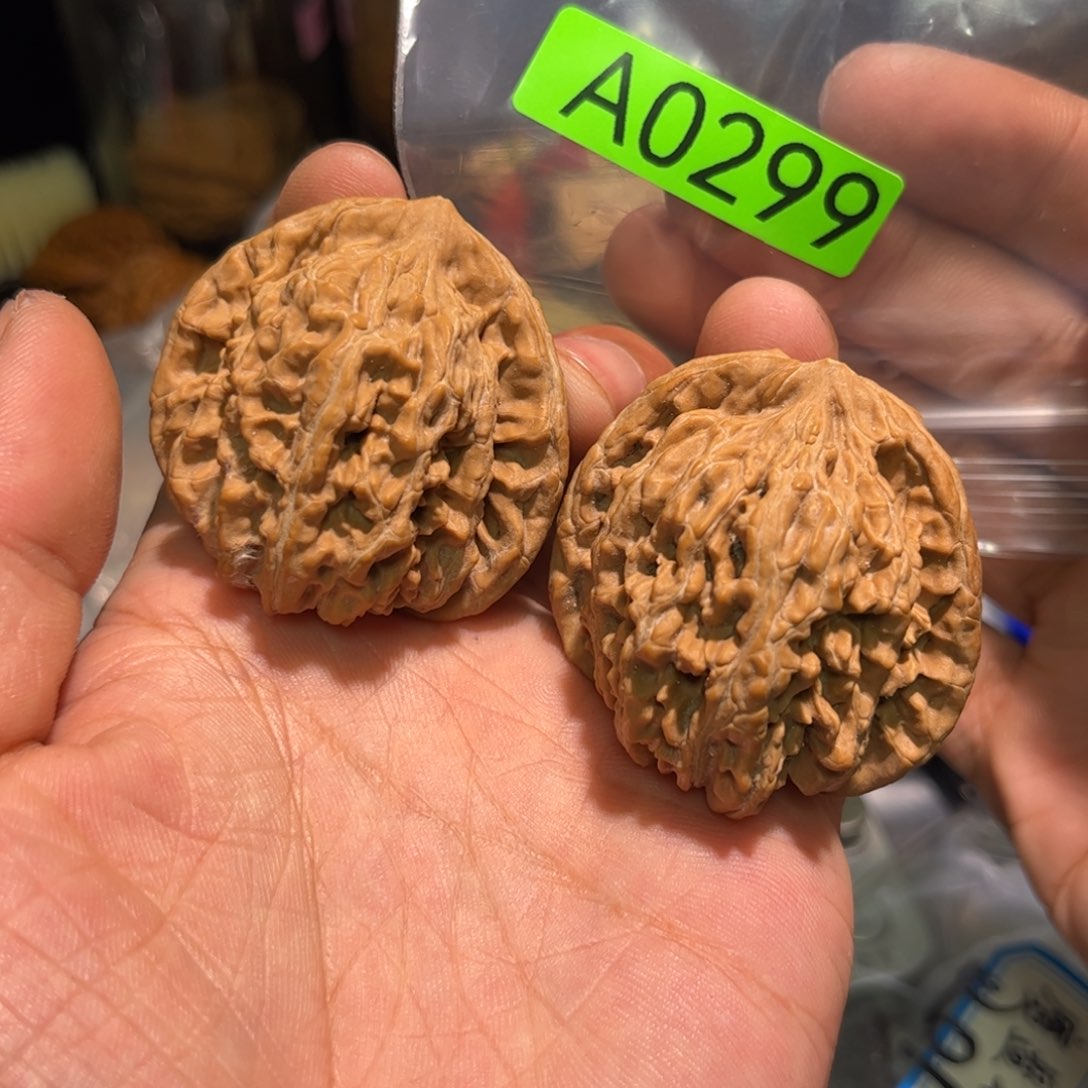 文玩核桃吊坠42楼子