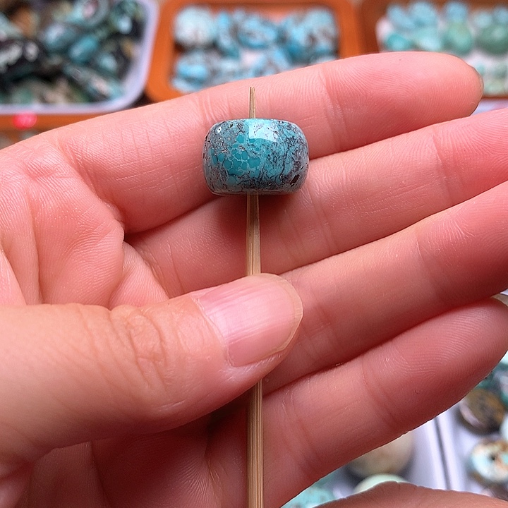 湖北天然原矿松石墩子16.4mm