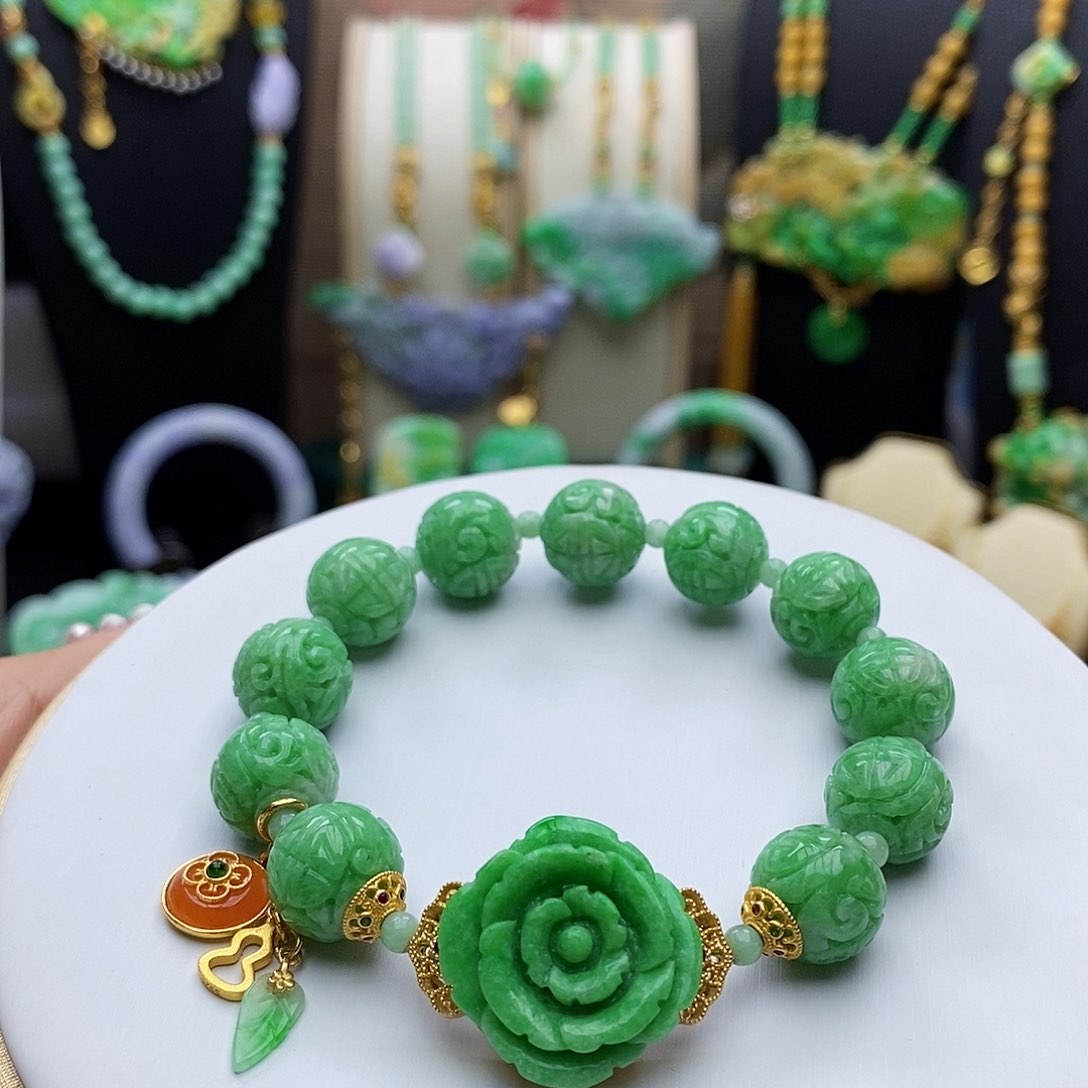 翡翠手链未镶嵌天然