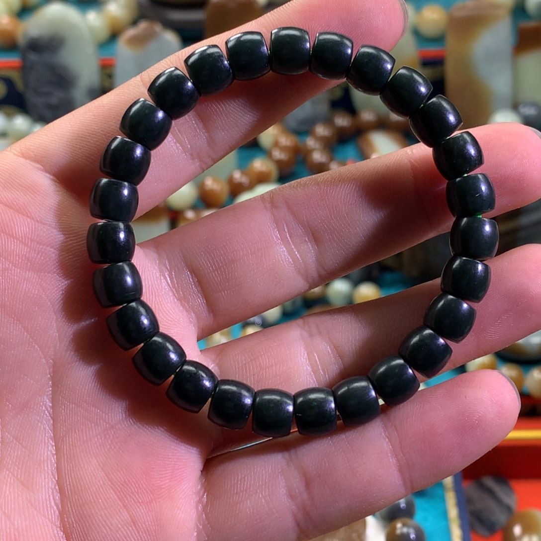 和田玉（糖玉）未镶嵌手链