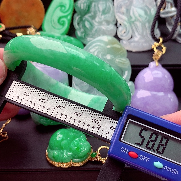 未镶嵌手镯翡翠A货