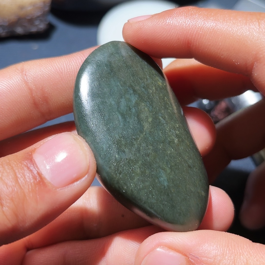 和田玉未镶嵌珠宝奇石