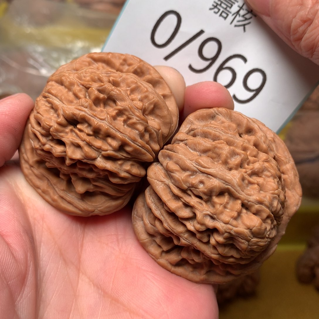 文玩核桃把件是***啊毕业平谷一代楼46