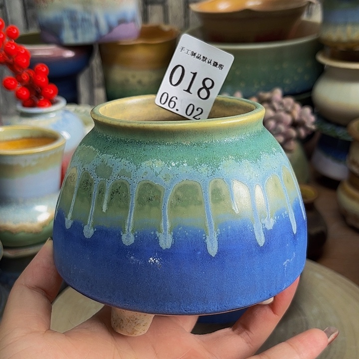 摆件景德镇陶瓷手工制作口7.5高10左右