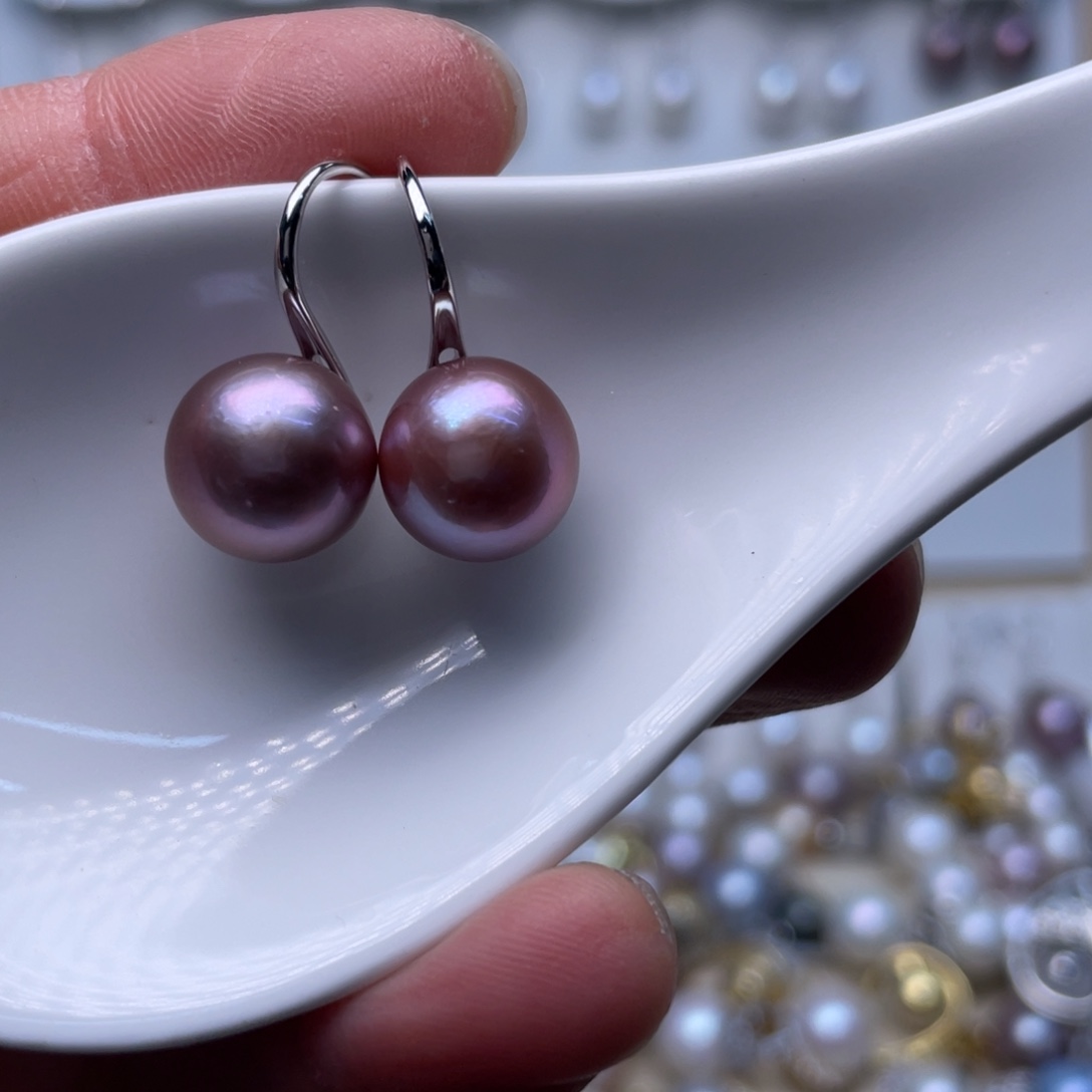 银S925镶嵌耳饰淡水珍珠