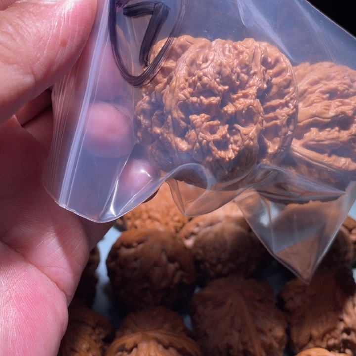 文玩核桃吊坠7呃呃呃