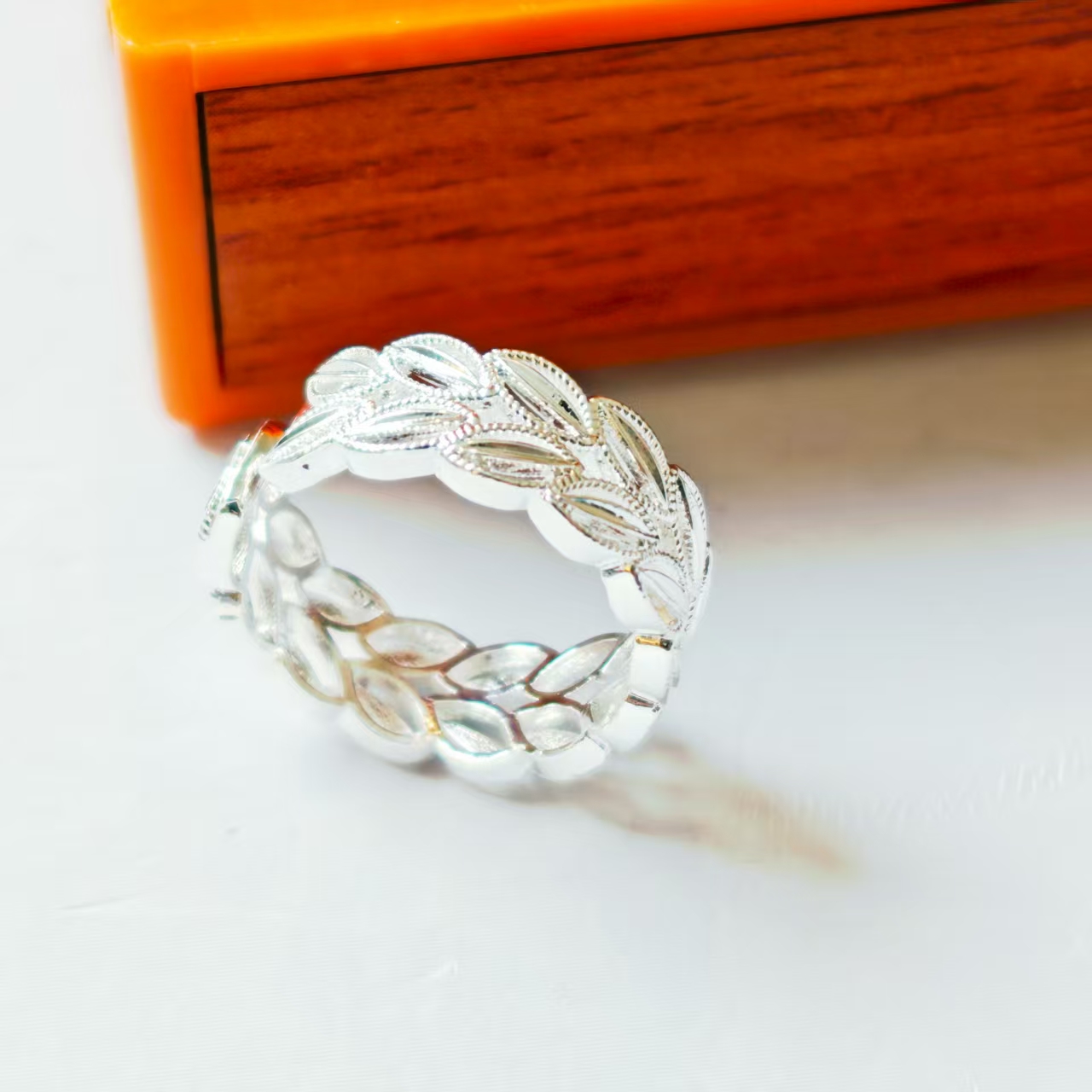 t266通体里外一致纯箔臻奢品时尚戒指多样性发其一