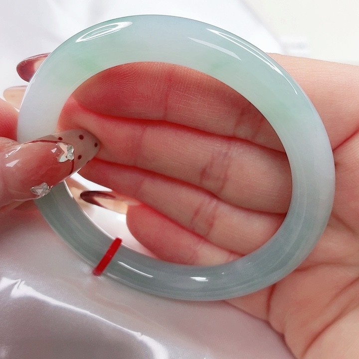 翡翠未镶嵌手镯53x368