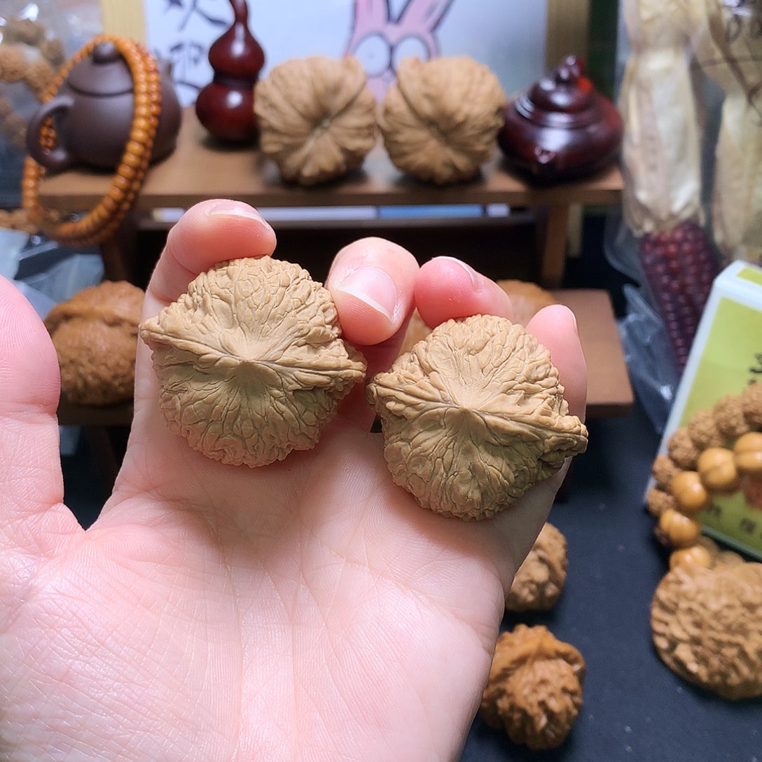 文玩核桃吊坠绣球41