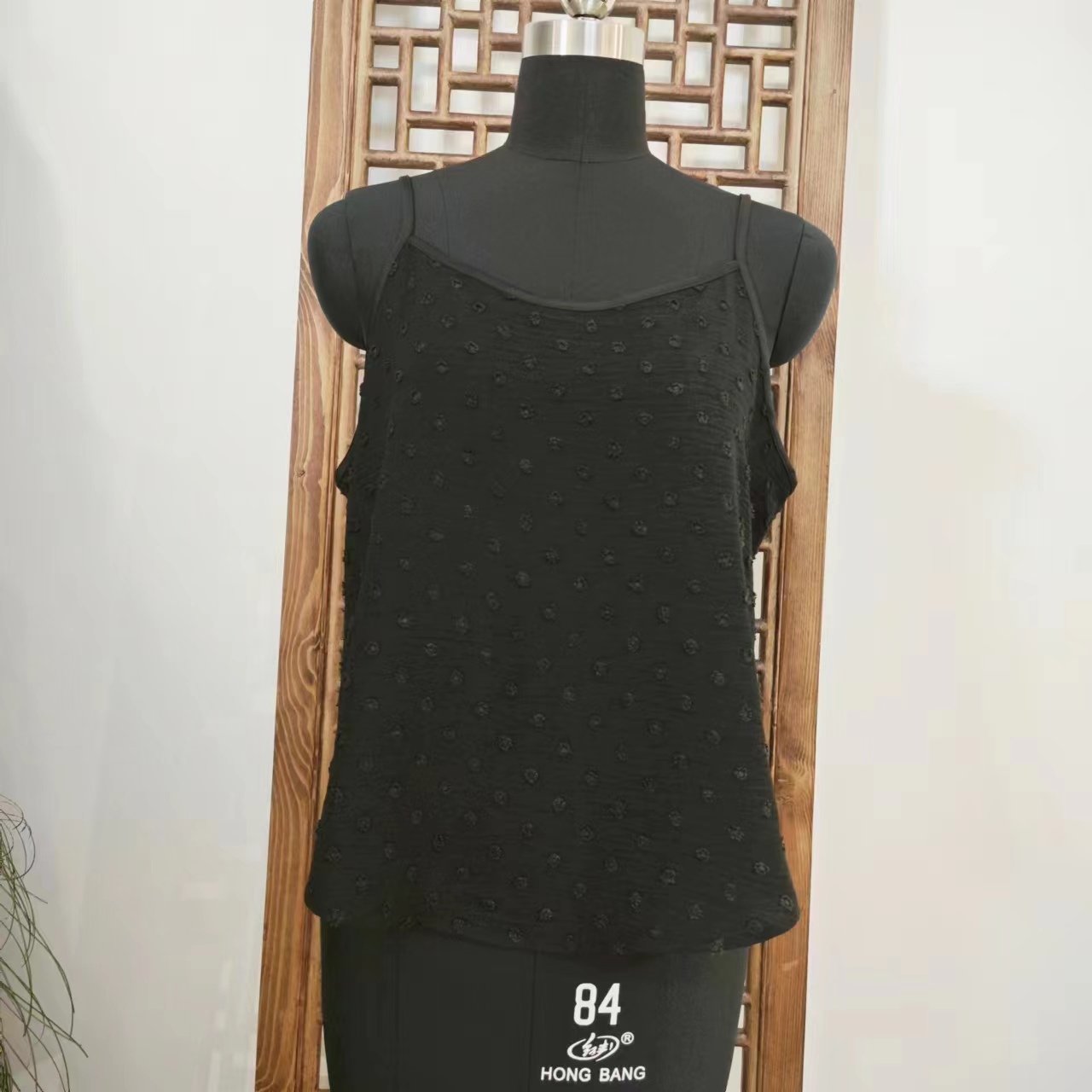 凤徕兮私人定制黑色立体提花吊带上衣LS163-4