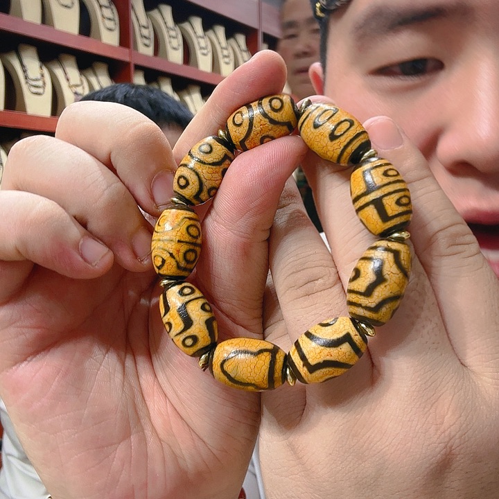 未镶嵌玛瑙/玉髓珠宝奇石