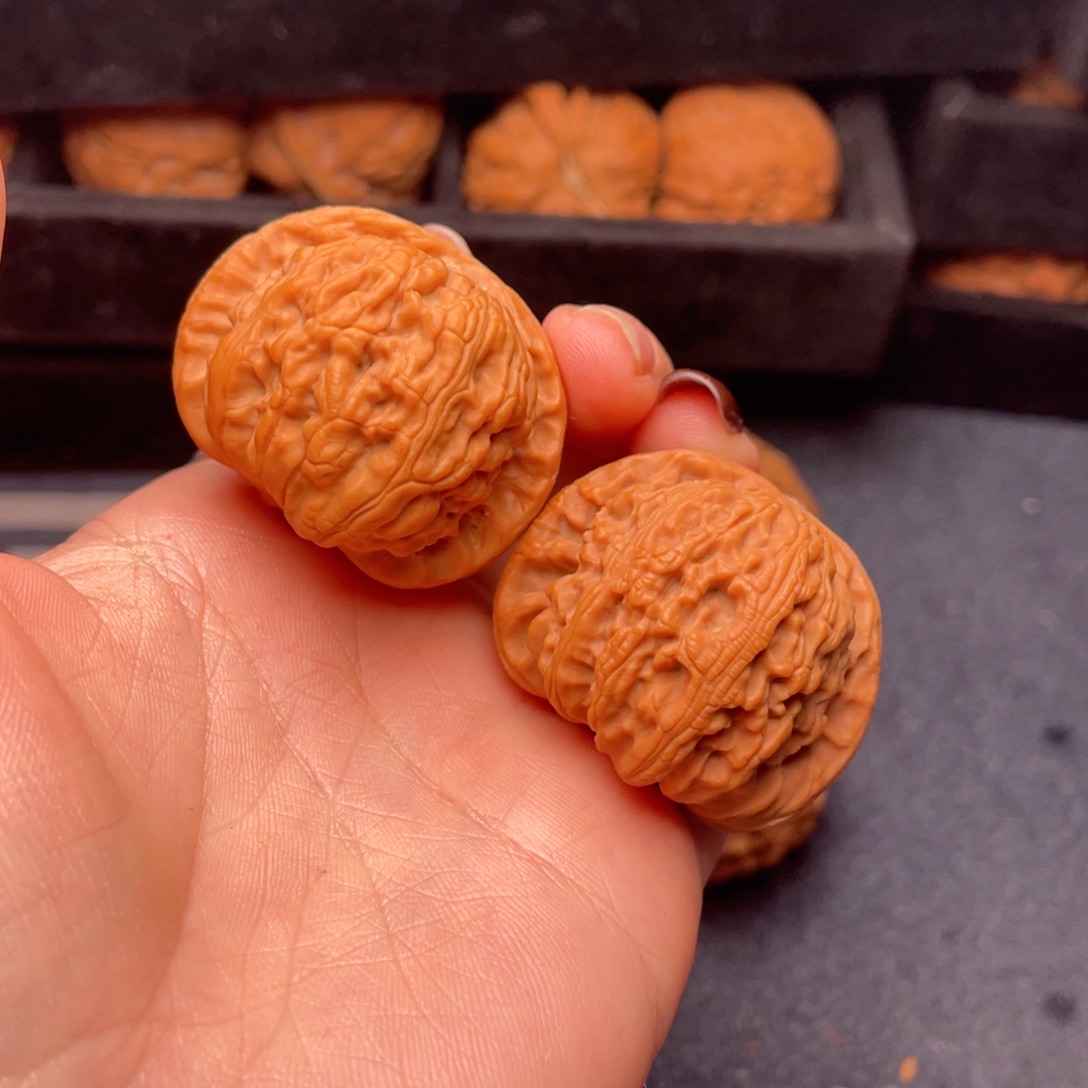 吊坠文玩核桃秦岭核桃40